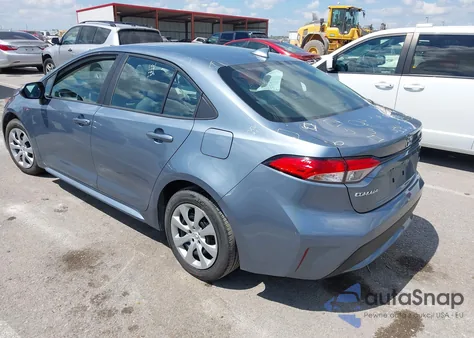 2020 Toyota Corolla Le z USA, uszkodzony, nr VIN 5YFEPRAE9LP057579